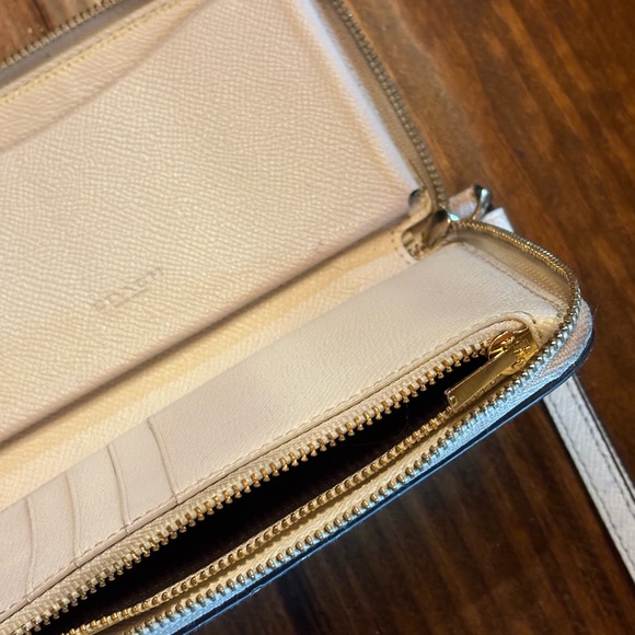 Vintage Ivory Coach Zip Around Wallet Wristlet - Picture 4 of 11
